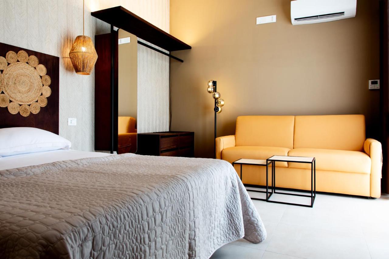อิน จาร์ดิโน Hotel โฟเชวาราโน ภายนอก รูปภาพ